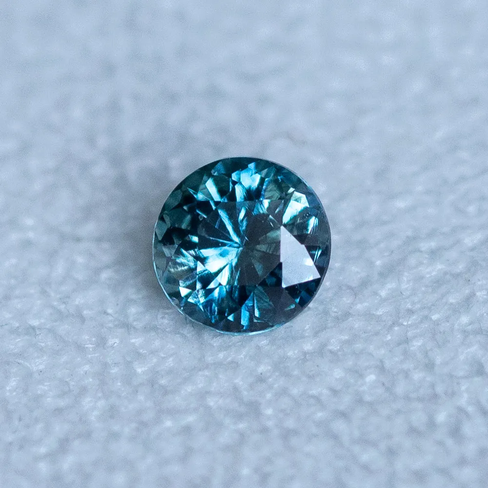 0.93CT ROUND MADAGASCAR SAPPHIRE, MEDIUM BLUE, 5.71X5.66X3.77MM, HEATED