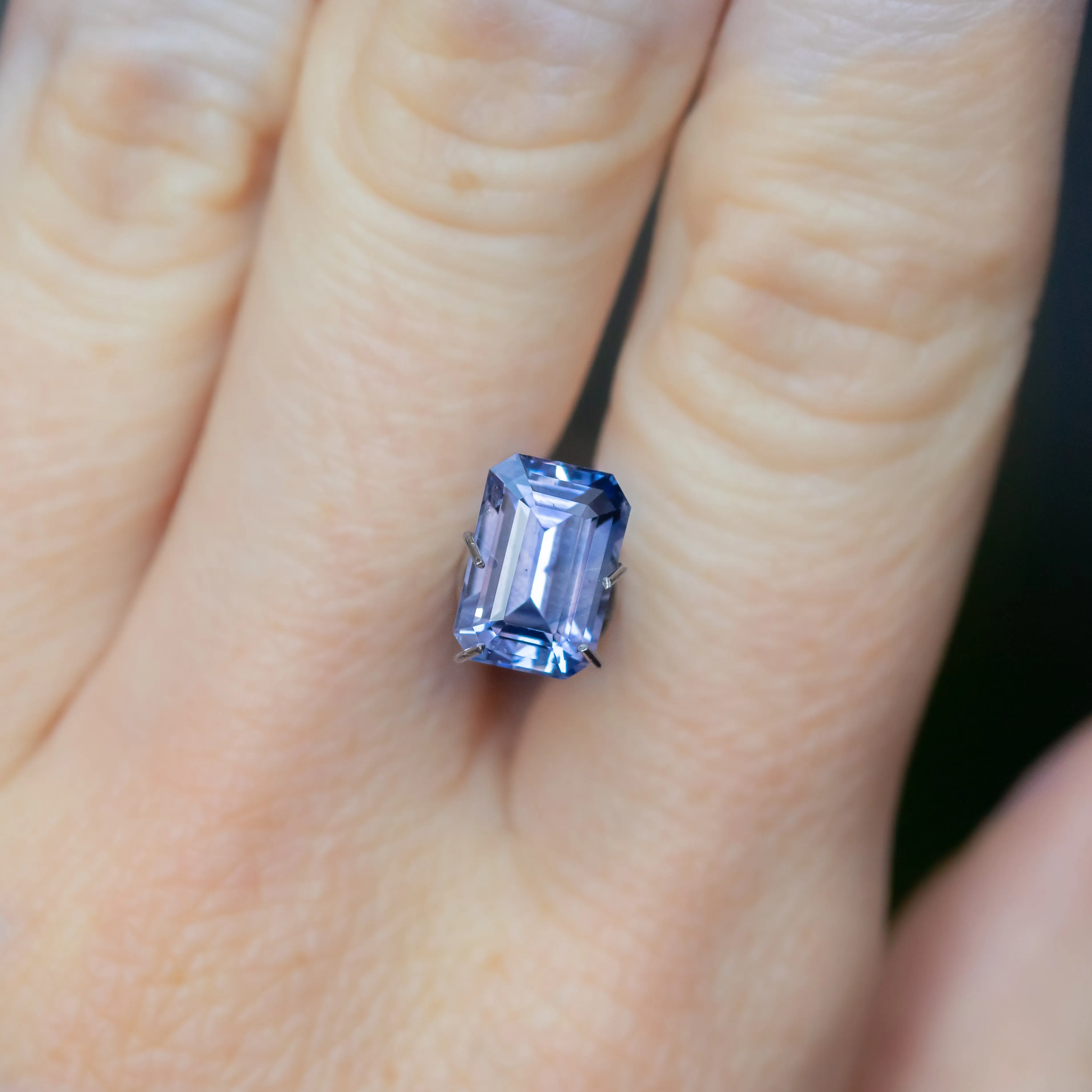 3.07CT EMERALD CUT MADAGASCAR SAPPHIRE, LAVENDER PURPLE, 9.30X6.44X5MM