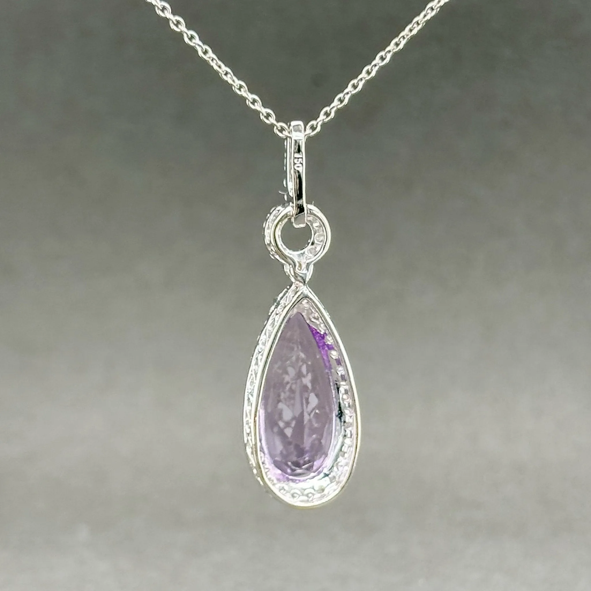 Estate 18K W Gold 4.82ct Amethyst & 0.18ctw G-H/SI1-2 Diamond Pendant