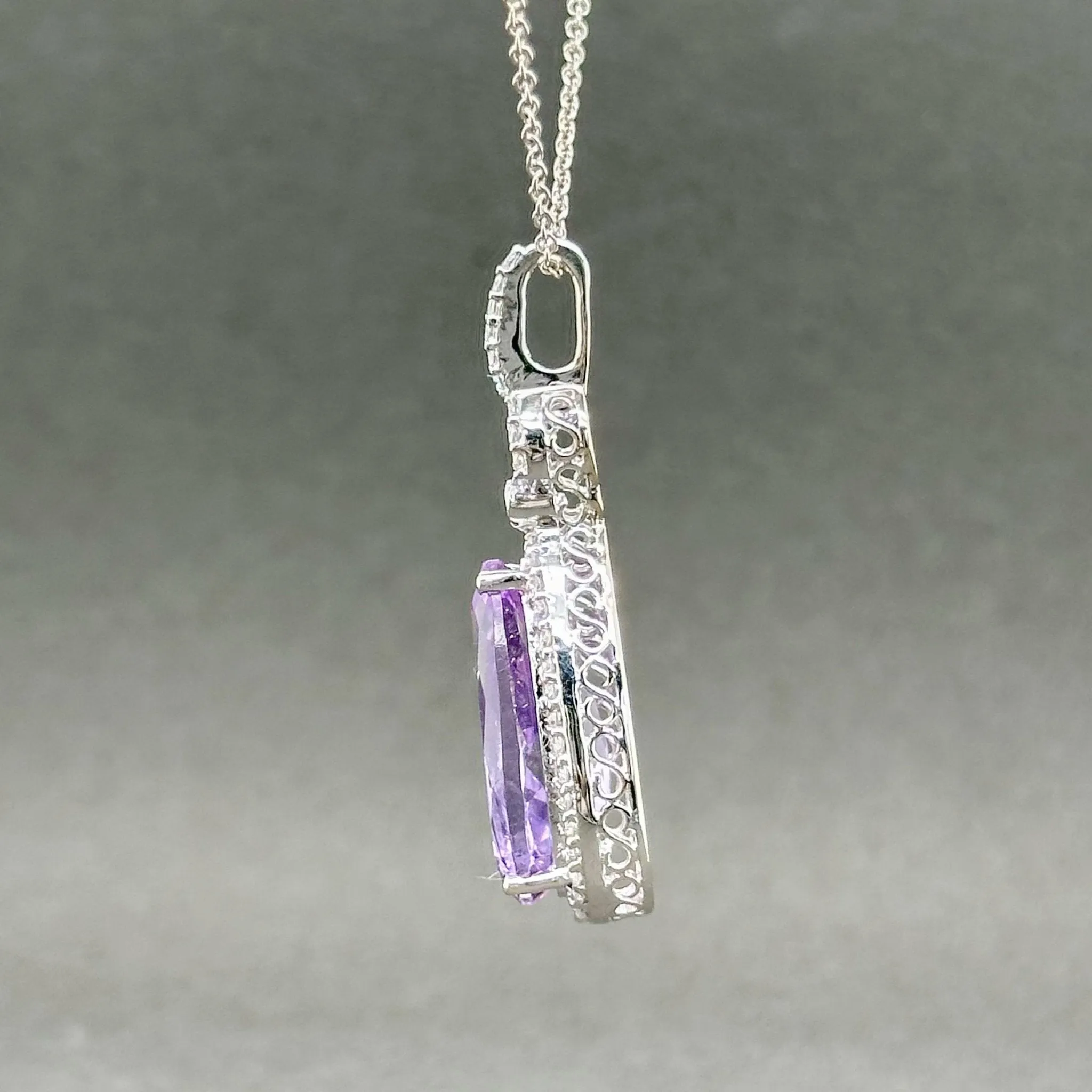 Estate 18K W Gold 4.82ct Amethyst & 0.18ctw G-H/SI1-2 Diamond Pendant