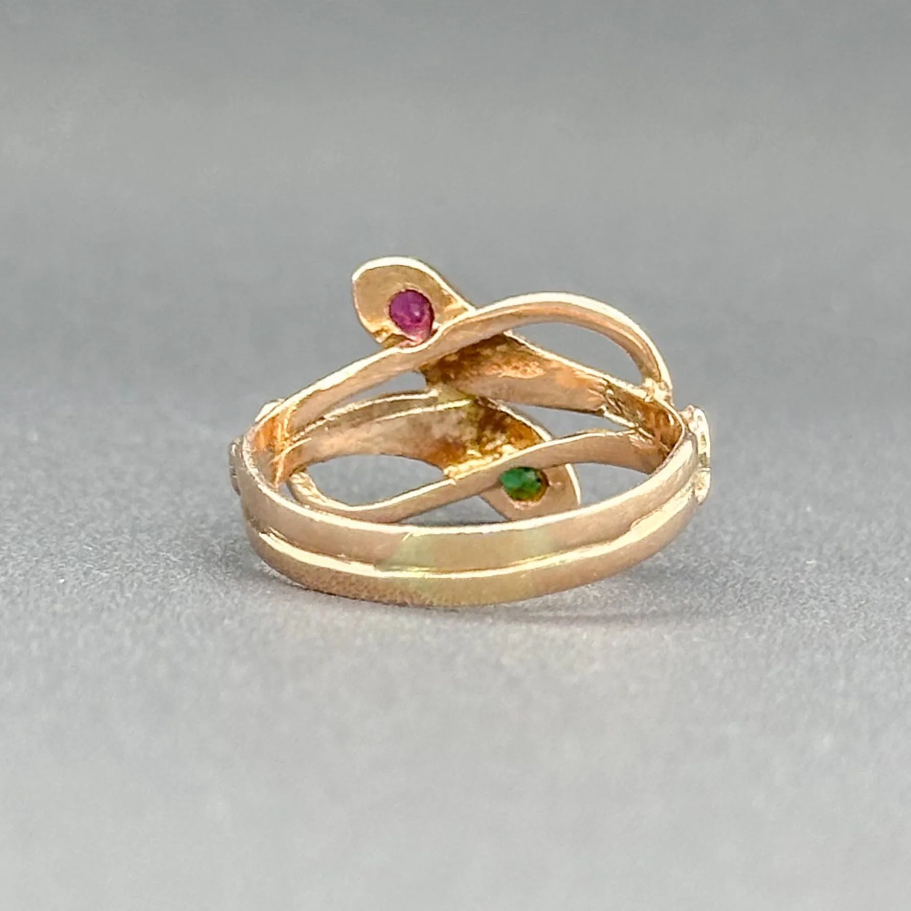 Estate Victorian 12K R Gold 0.12ctw Ruby & Emerald Two Snake Ring