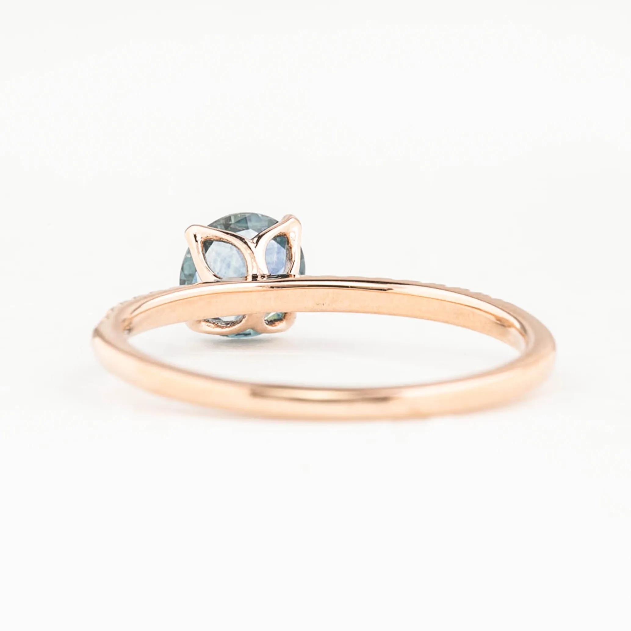 Maria Ring 0.88ct Blue Montana Sapphire, 14K Rose Gold (One of a kind)