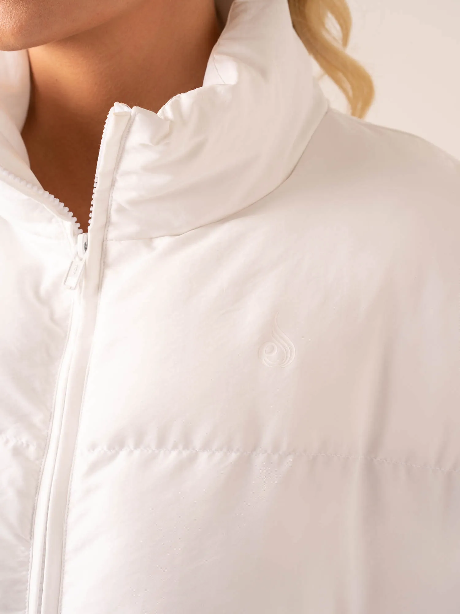 Pace Puffer Jacket - White