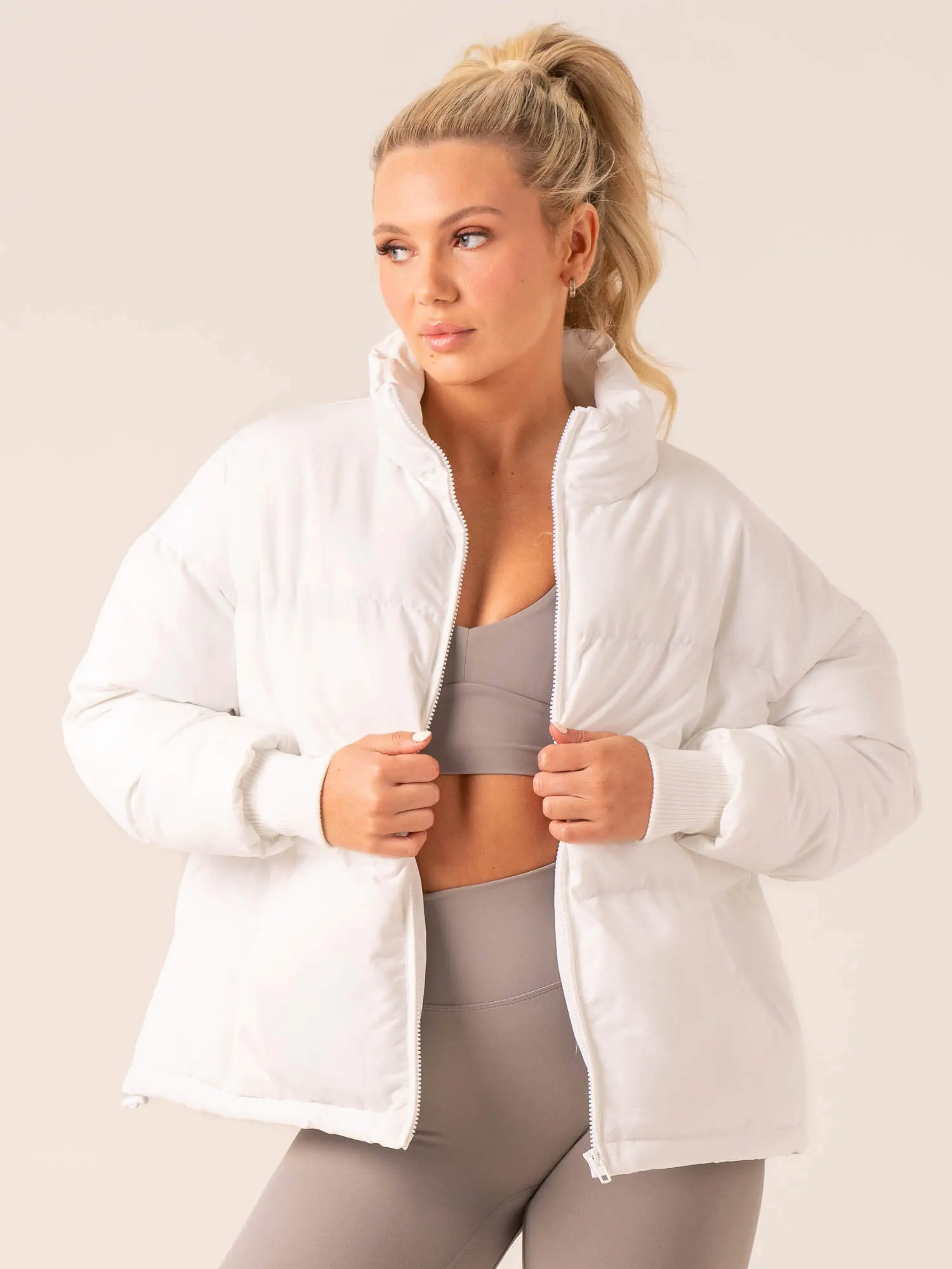 Pace Puffer Jacket - White