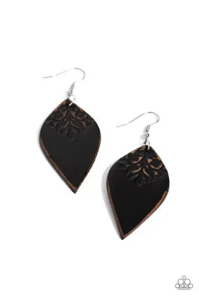 Paparazzi Naturally Nostalgic Black Earrings