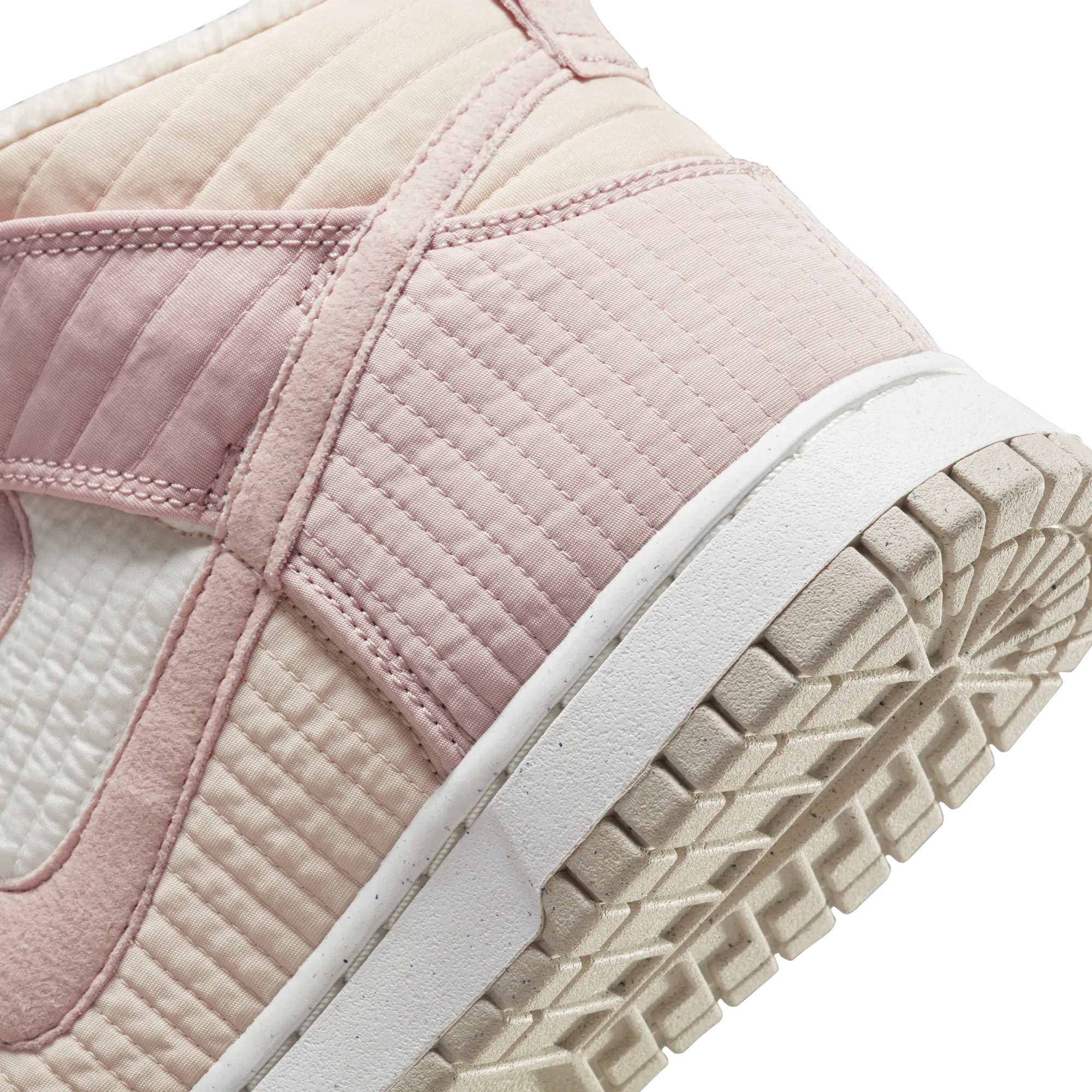 WOMEN'S NIKE DUNK HIGH LX WOMEN'S